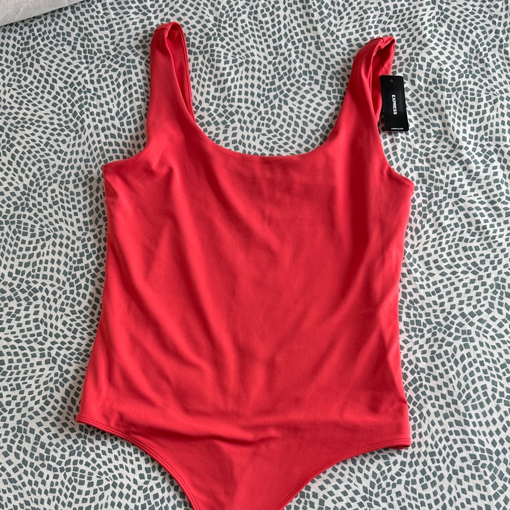 Pink/Red Scoop Neck Bodysuit